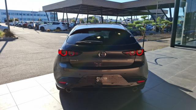 Mazda 3 image 9