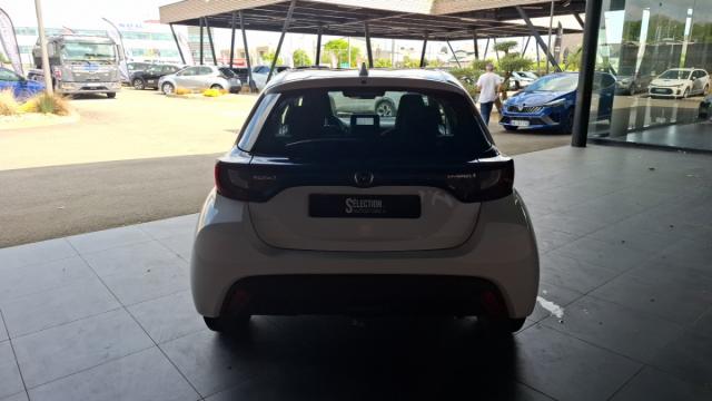 Mazda 2 image 2