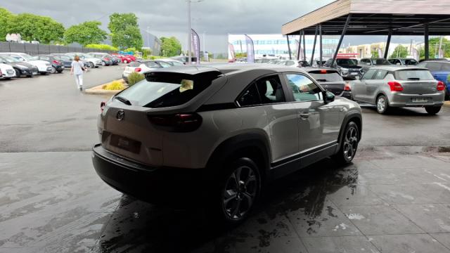 Mazda Mx-30 image 9