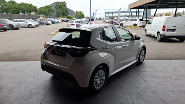Mazda 2 image 1