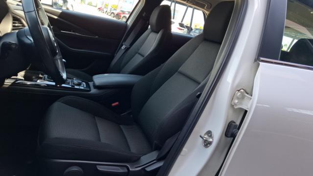 Mazda Cx-30 image 7