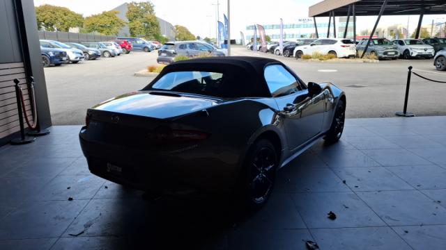 Mazda Mx-5 image 1