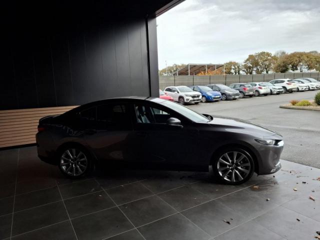 Mazda 3 image 7