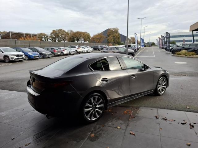 Mazda 3 image 4