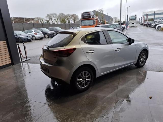Mazda 2 image 1