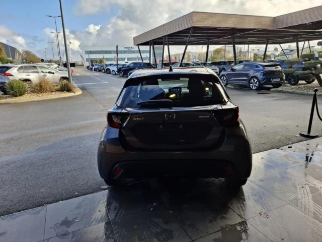 Mazda 2 image 8