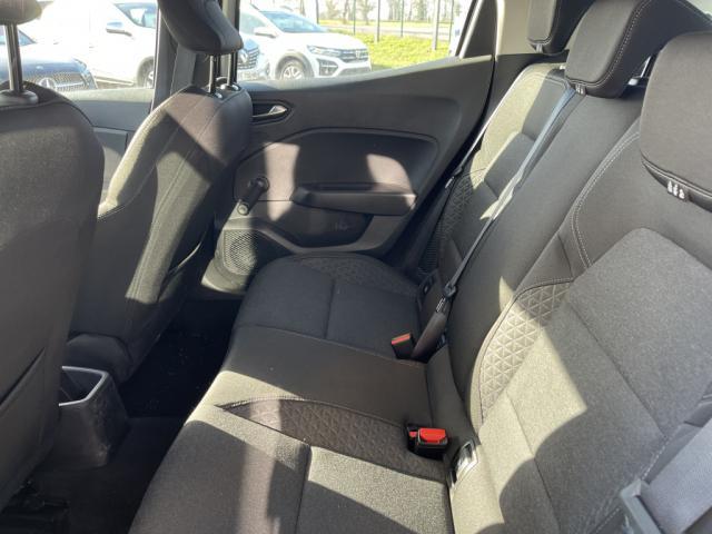 Renault Clio image 9