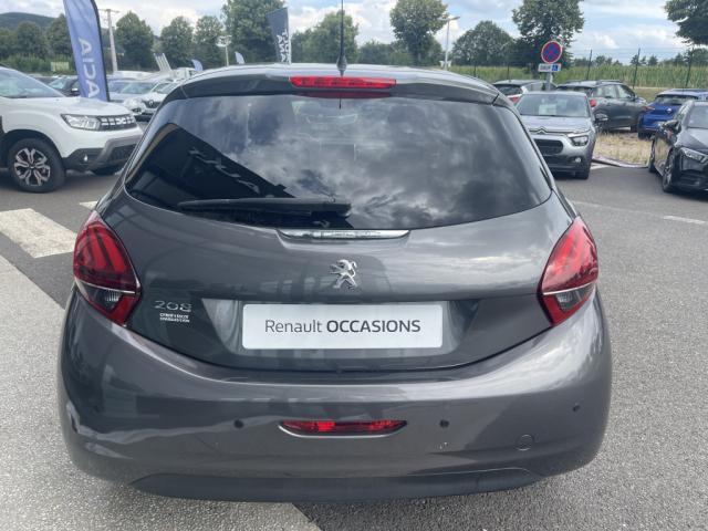 Peugeot 208 image 8
