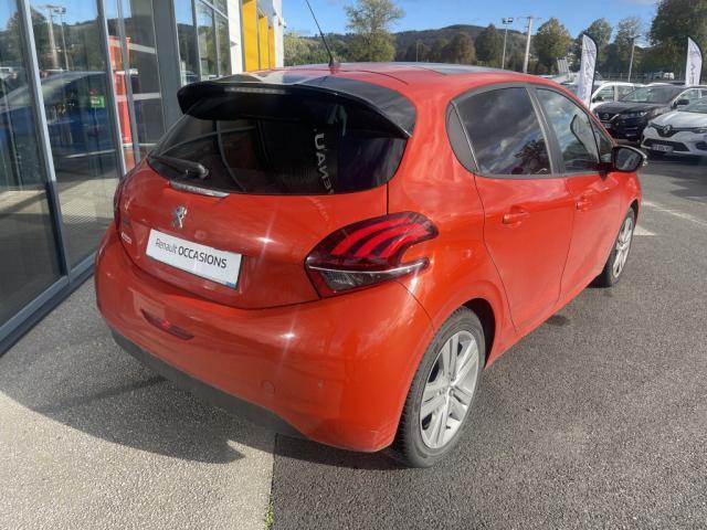 Peugeot 208 image 7