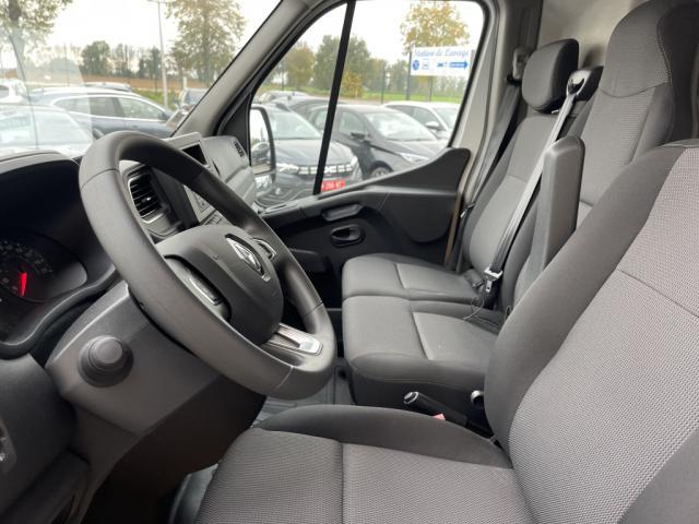 Renault Master image 4