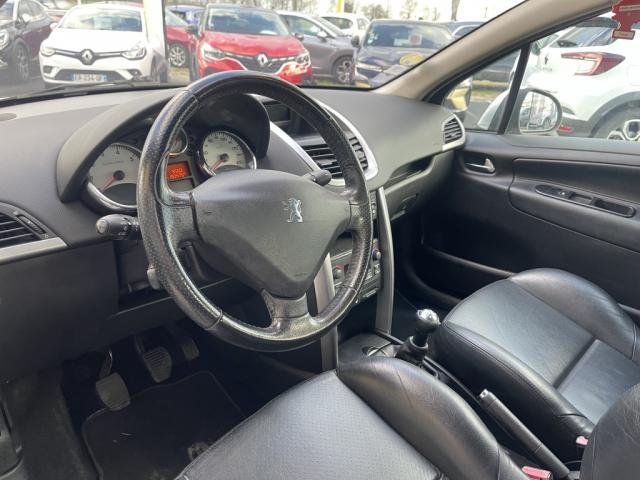 Peugeot 207 image 3