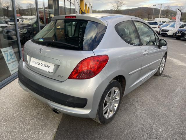 Peugeot 207 image 4