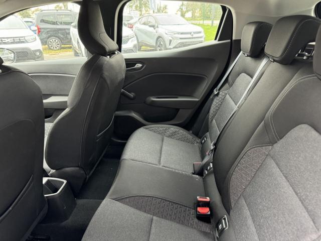 Renault Clio image 9