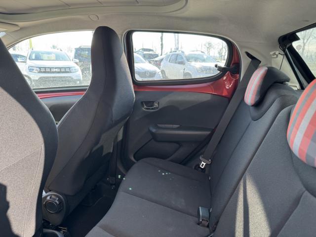 Peugeot 108 image 1