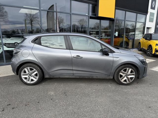 Renault Clio image 2