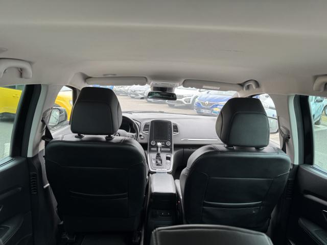 Renault Grand Scénic image 2