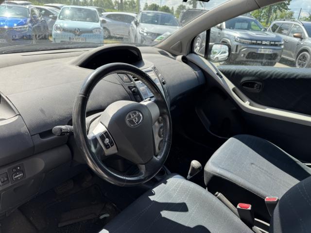 Toyota Yaris image 7