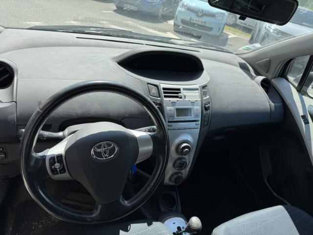 Toyota Yaris image 6