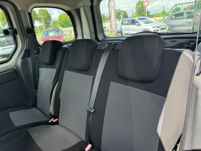 Renault Kangoo image 9