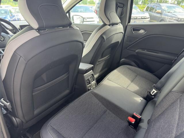 Renault Captur image 6