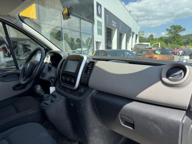 Renault Trafic image 1