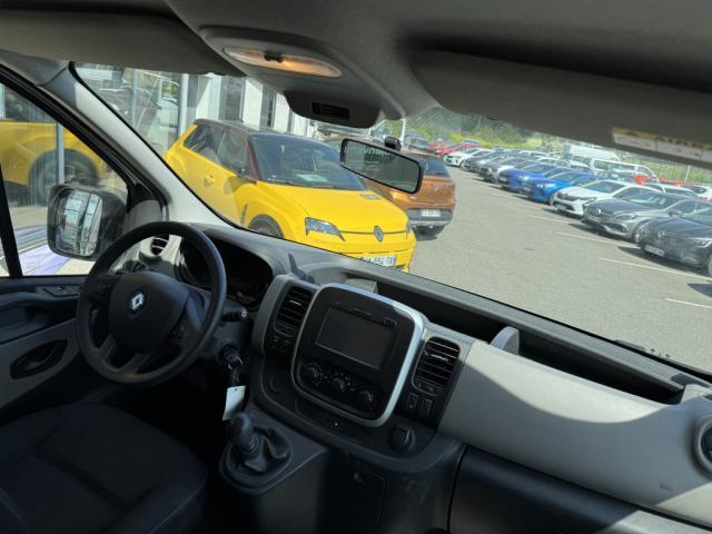 Renault Trafic image 7