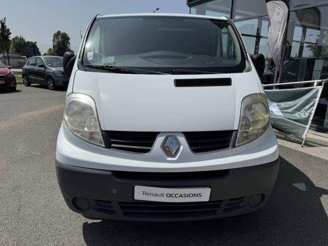 Renault Trafic image 2