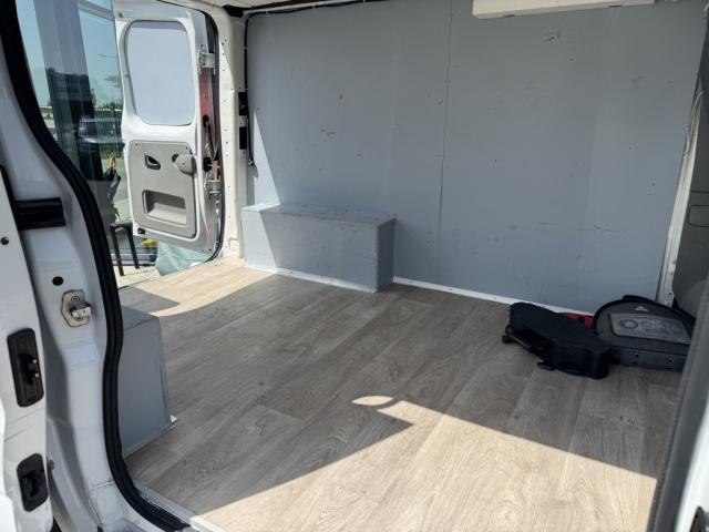 Renault Trafic image 7