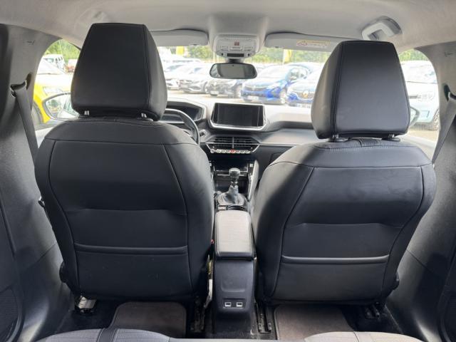 Peugeot 208 image 2