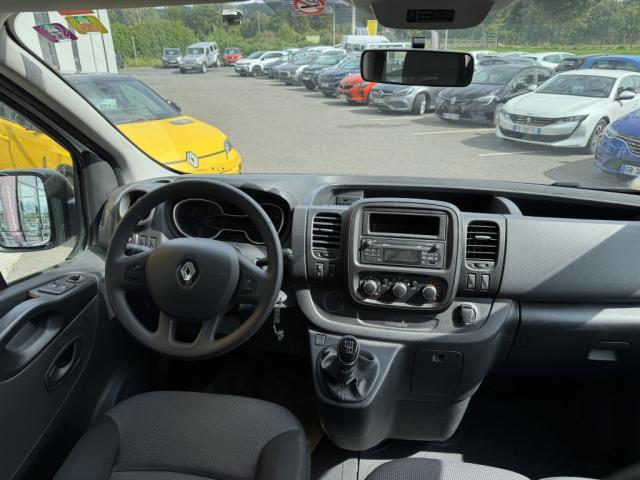 Renault Trafic image 8
