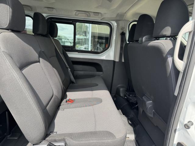 Renault Trafic image 1