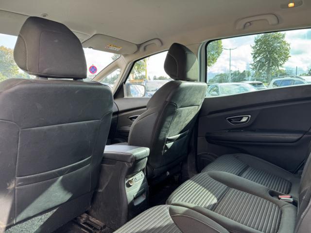 Renault Grand Scénic image 9