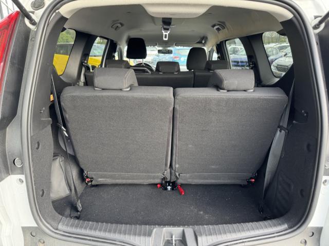 Dacia Jogger image 1