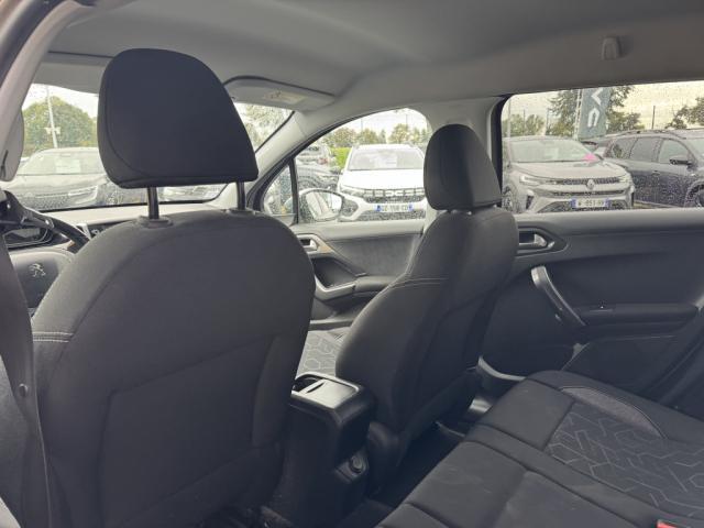 Peugeot 2008 image 5