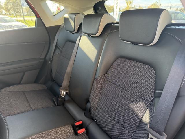 Renault Captur image 8