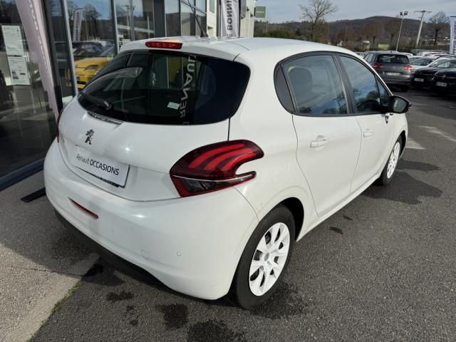 Peugeot 208 image 4