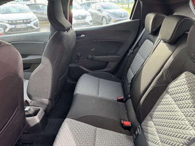 Renault Clio image 2