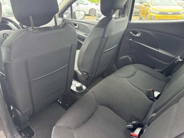 Renault Clio image 9