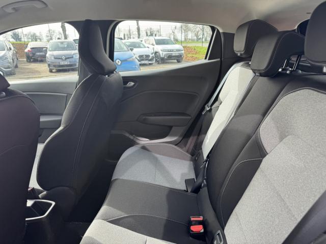 Renault Clio image 9