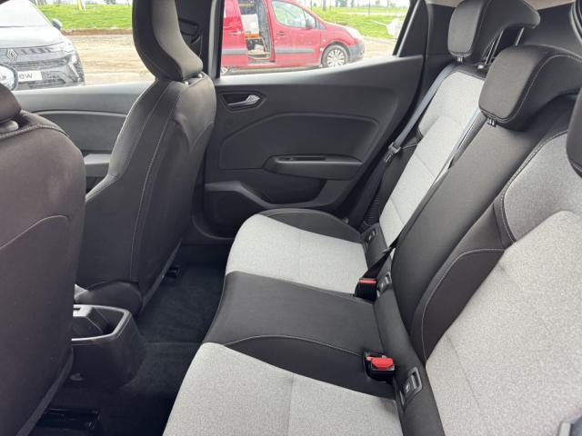 Renault Clio image 1