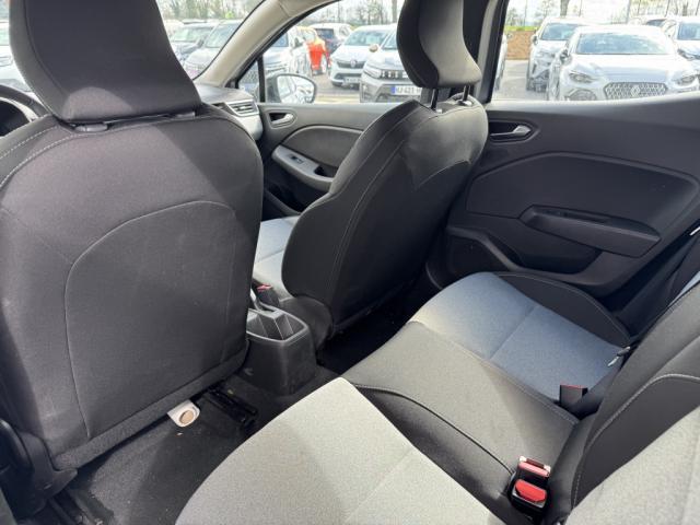 Renault Clio image 7