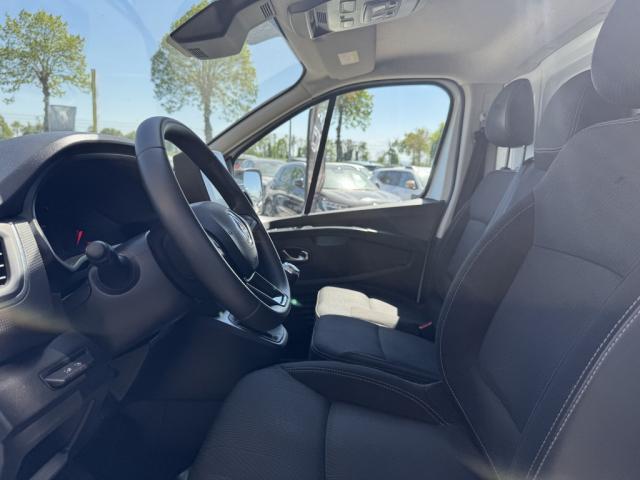 Renault Trafic image 7