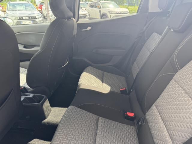 Renault Clio image 2