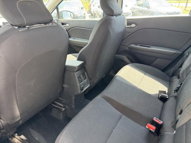 Renault Captur image 3