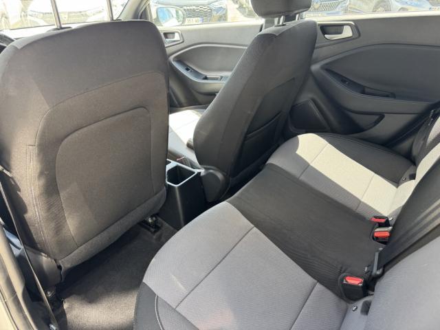 Hyundai I20 image 2