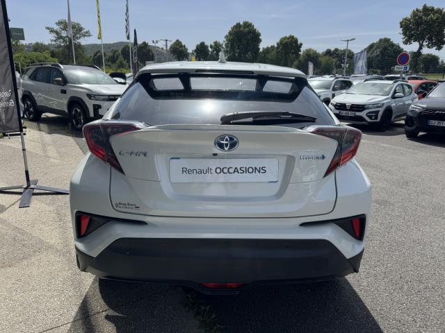 Toyota C-Hr image 2
