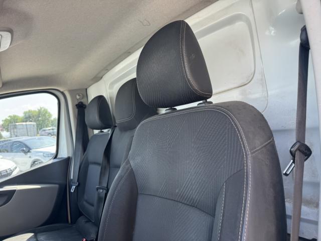 Renault Trafic image 4