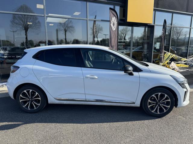 Renault Clio image 2