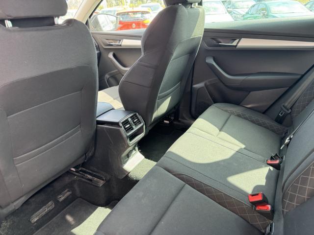 Skoda Karoq image 6