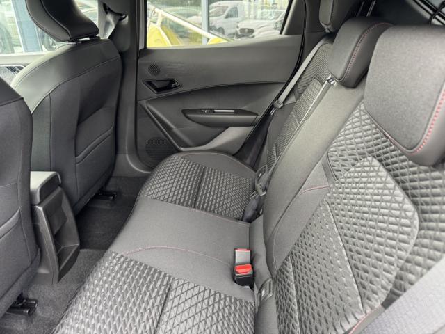 Renault Clio image 9